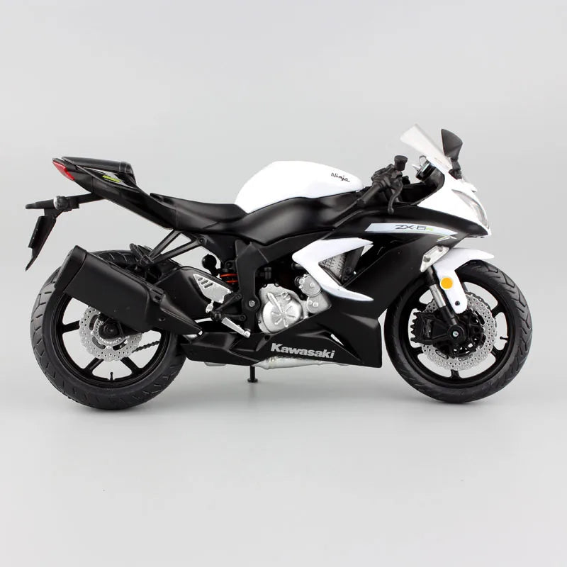KAWASAKI NINJA Z800 - Moto de aleación 1:12