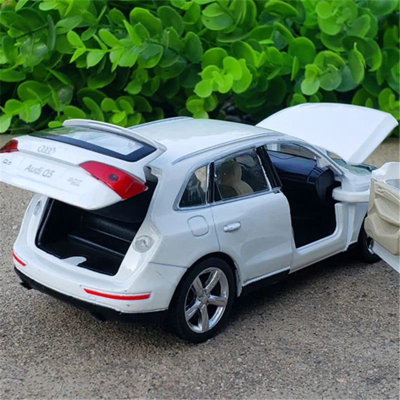AUDI Q5 - Coche de aleación 1:32