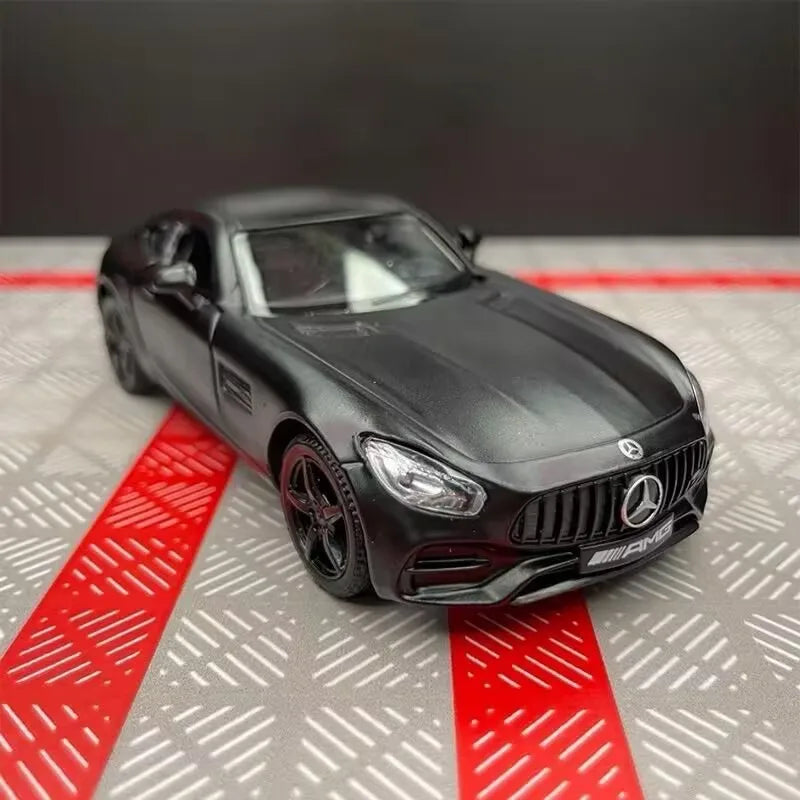 MERCEDES BENZ AMG C63S - Coche de aleación 1:36