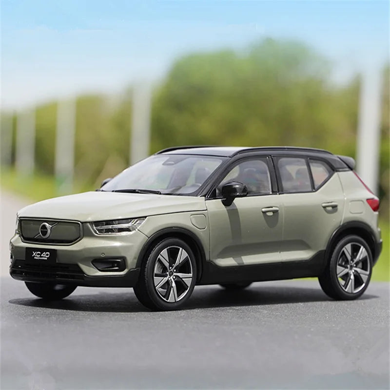 VOLVO XC40 - Coche de aleación 1:18