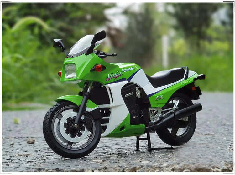 KAWASAKI NINJA GPZ900R - Moto de aleación 1:12