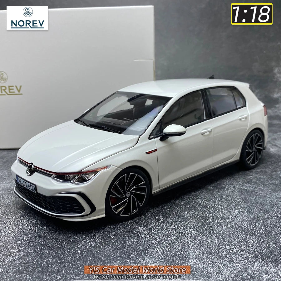VOLKSWAGEN GOLF GTI 8 - Coche de aleación 1:18