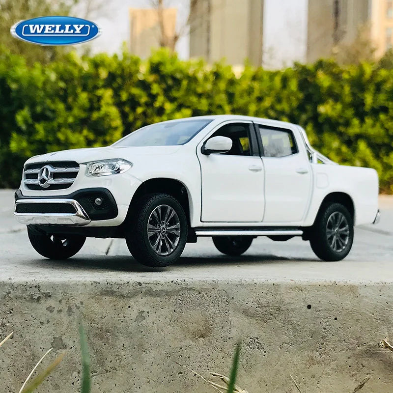 MERCEDES BENZ CLASE X - Coche de aleación 1:24