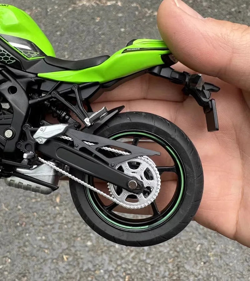 KAWASAKI NINJA ZX-25R - Moto de aleación 1:12