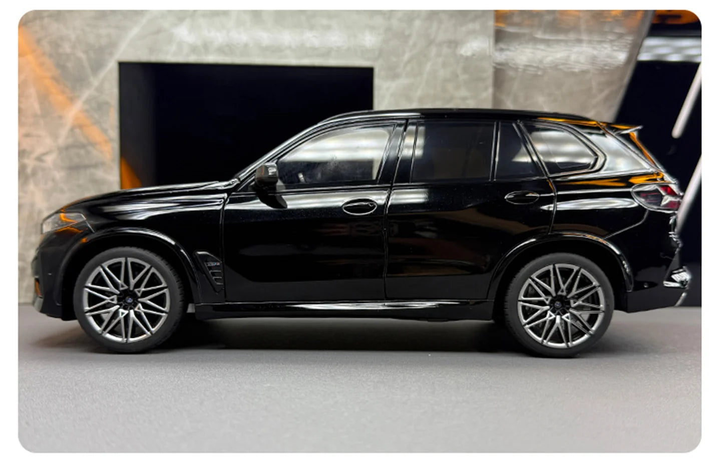 BMW X5M F95 - Coche de aleación 1:18
