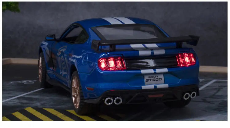 FORD MUSTANG SHELBY GT500 - Coche de aleación 1:24