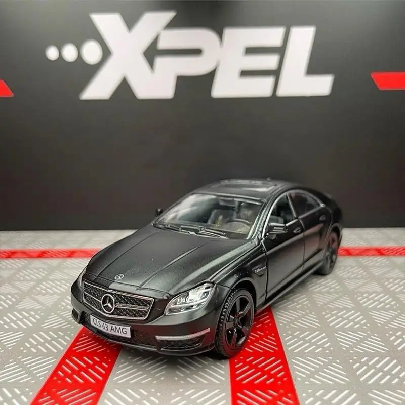 MERCEDES BENZ CLS 63 AMG - Coche de aleación 1:36
