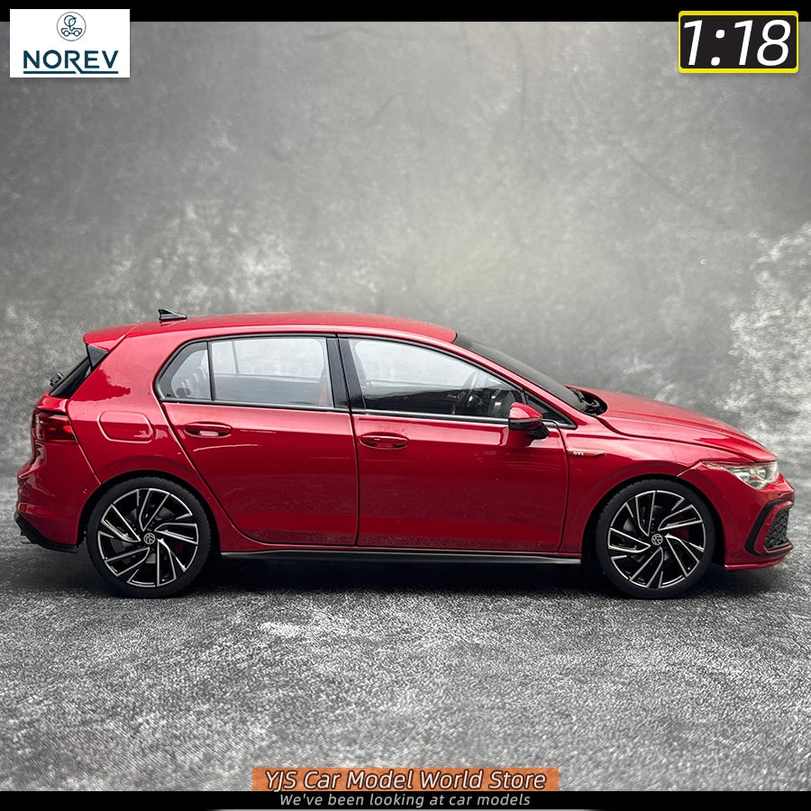 VOLKSWAGEN GOLF GTI 8 - Coche de aleación 1:18