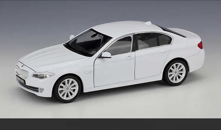 BMW SERIE 5 F10 - Coche de aleación 1:24