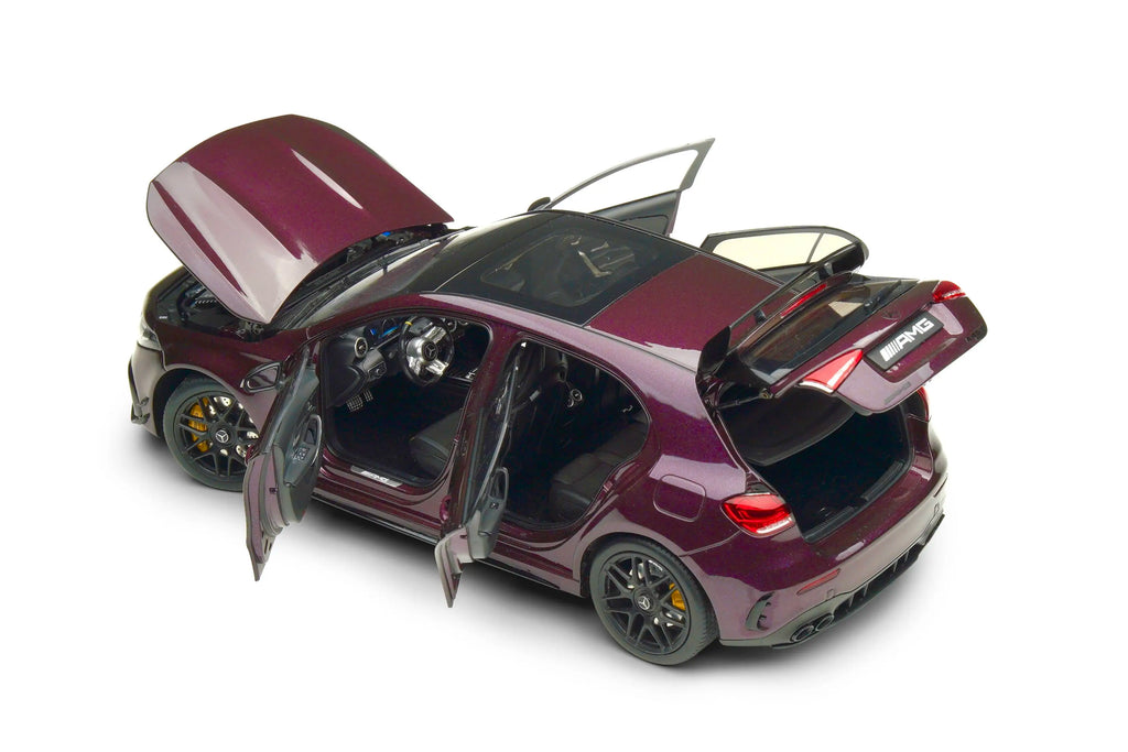 MERCEDES AMG A45S - Coche de aleación 1:18