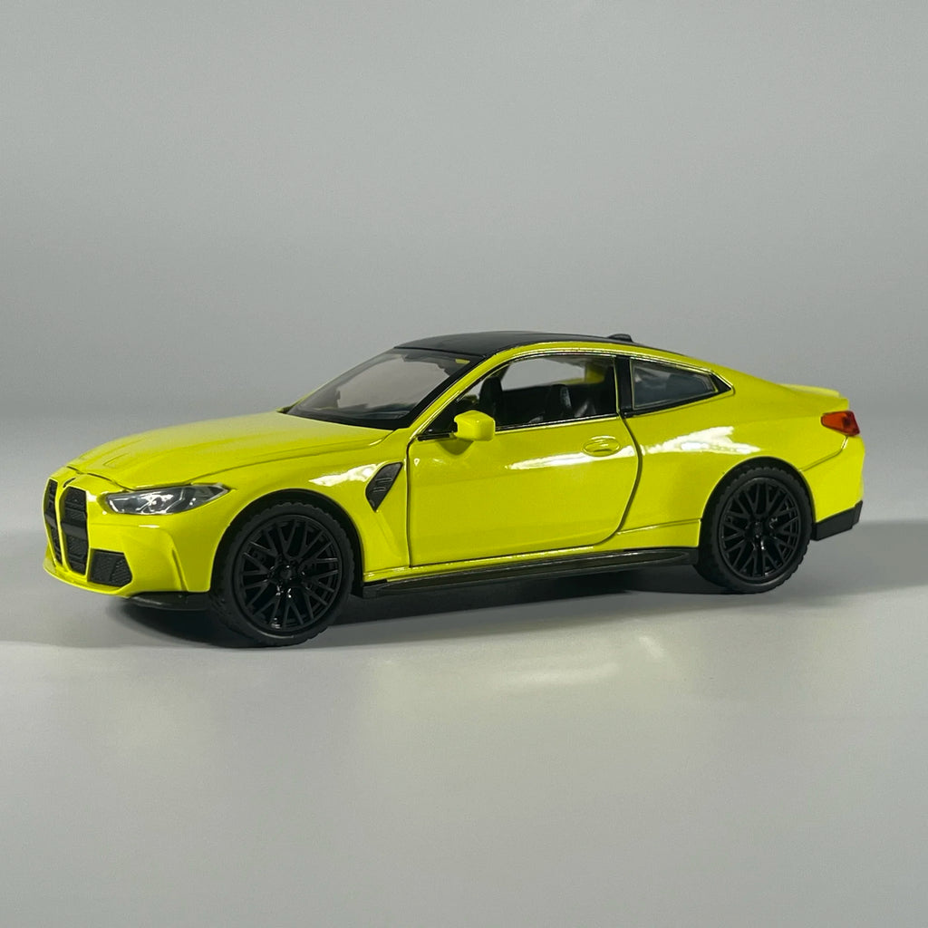 BMW M4 G82 - Coche de aleación 1:32