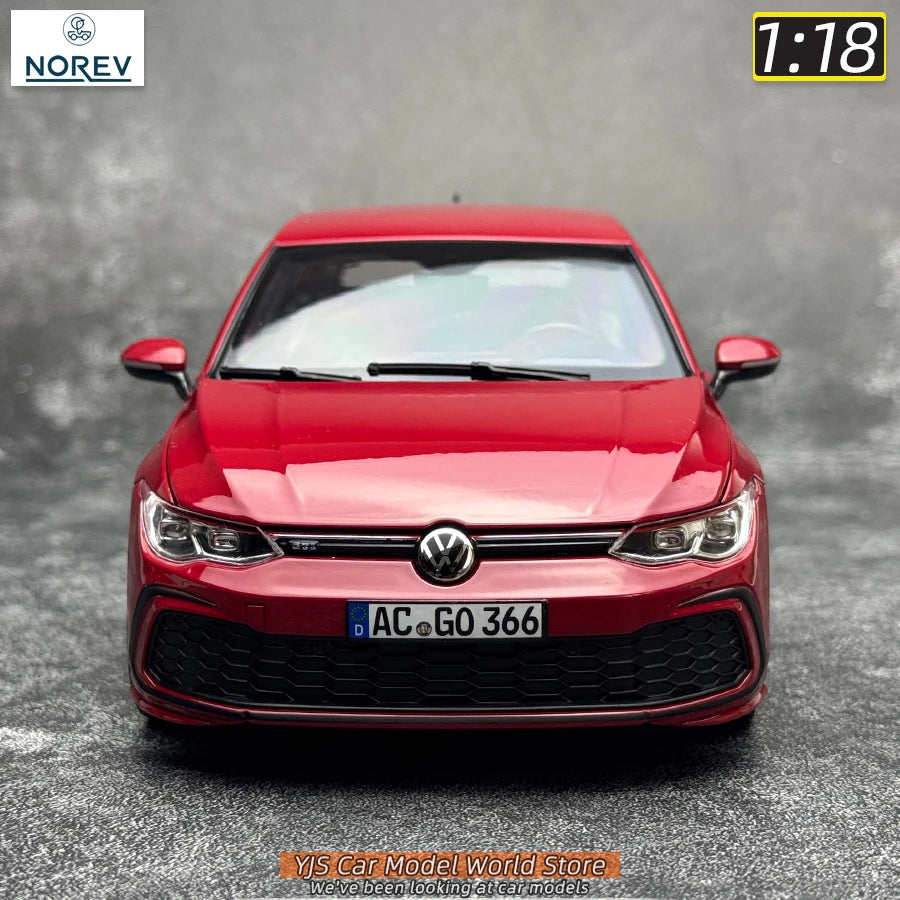 VOLKSWAGEN GOLF GTI 8 - Coche de aleación 1:18