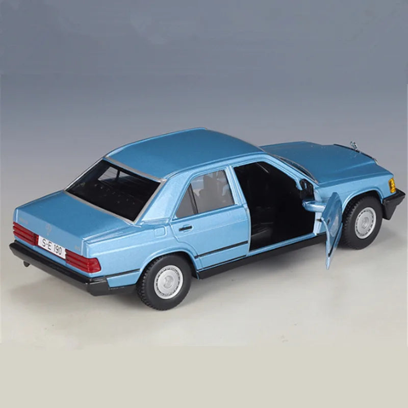 MERCEDES BENZ 190E - Coche de aleación 1:24