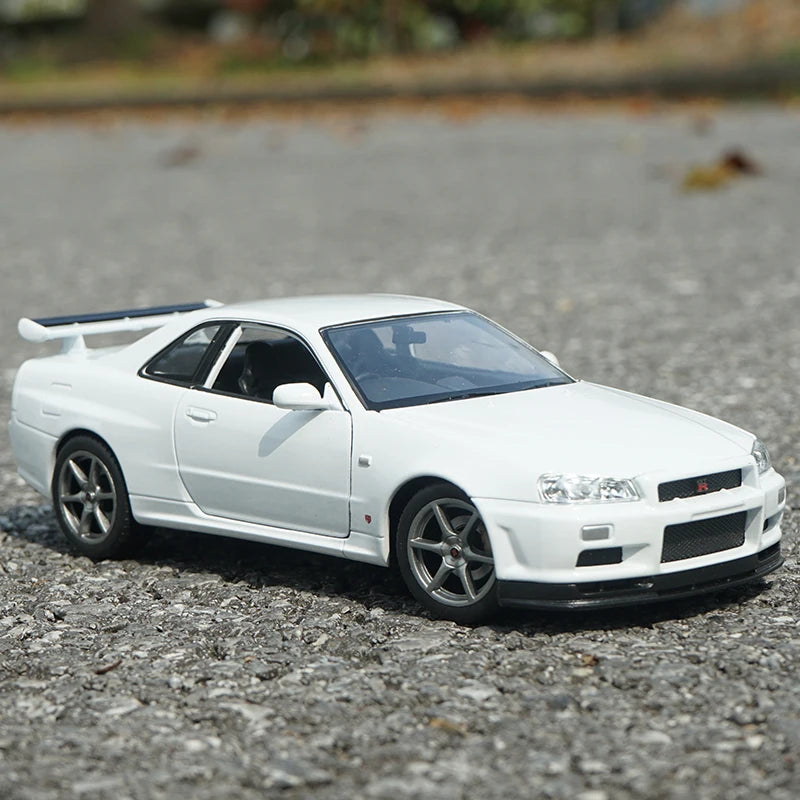 NISSAN SKYLINE GTR R34 - COCHE DE ALEACIÓN 1:24