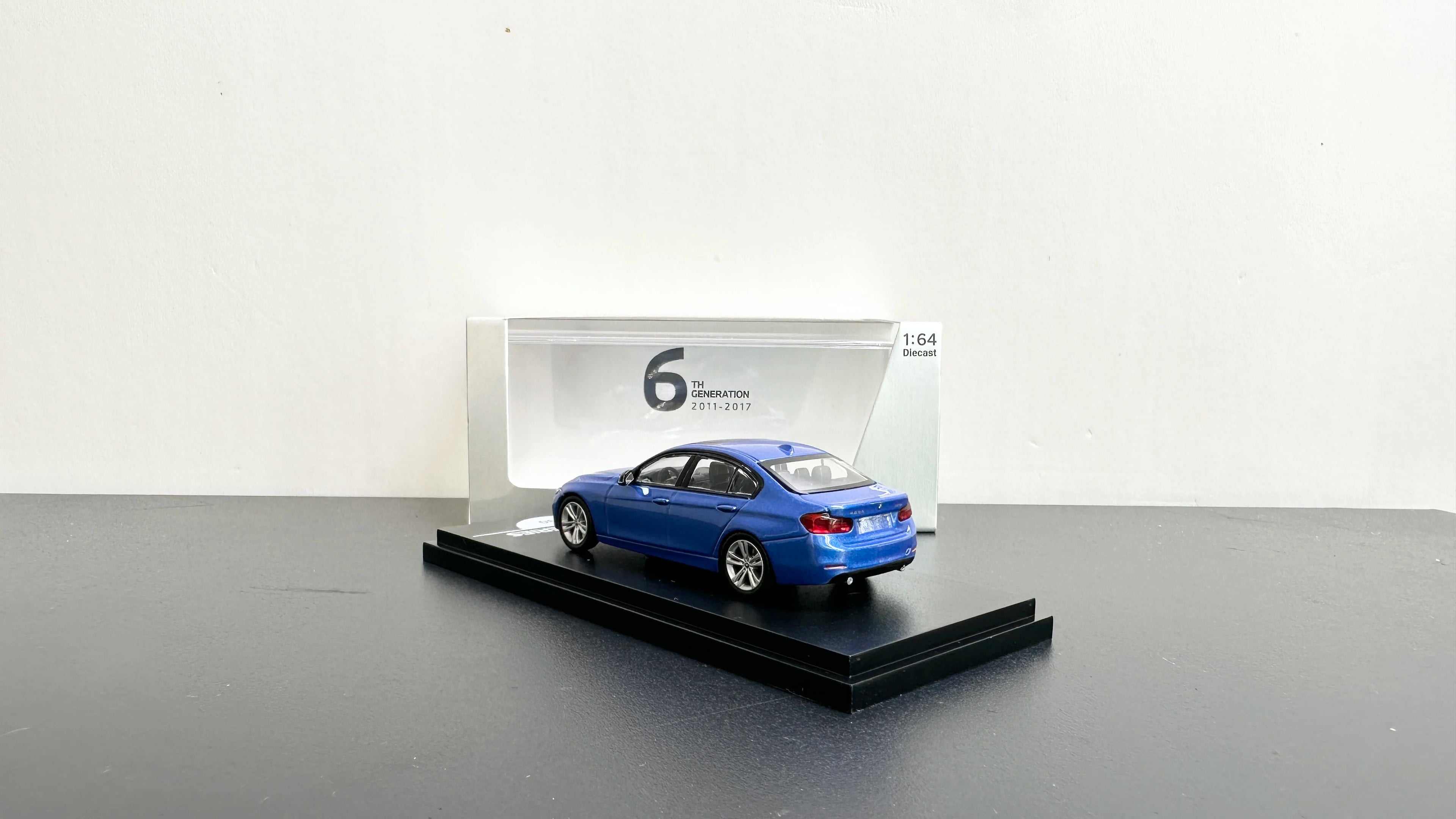 VARIOS MODELOS SERIE 3 - Coche de aleación 1:64