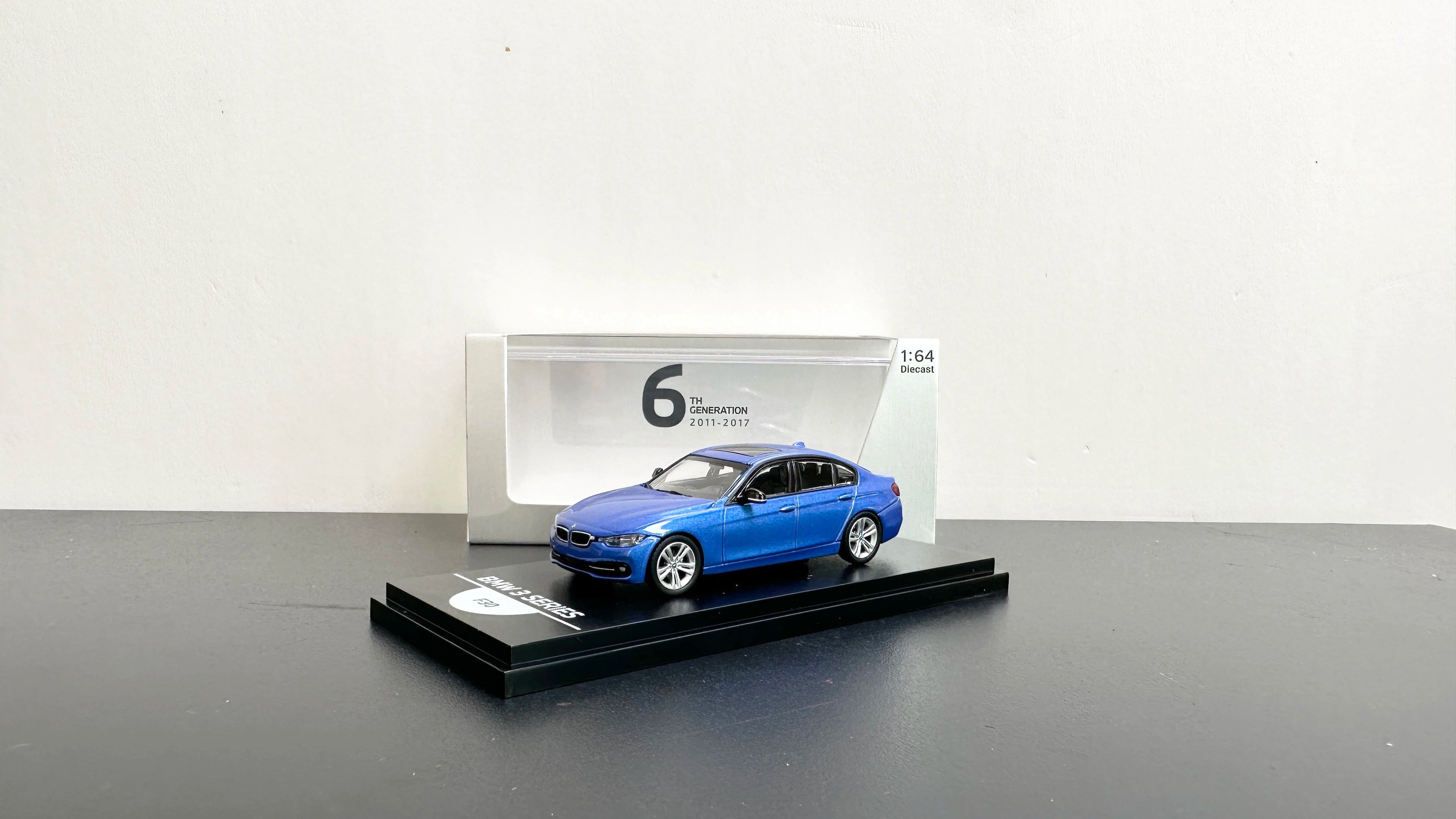 VARIOS MODELOS SERIE 3 - Coche de aleación 1:64