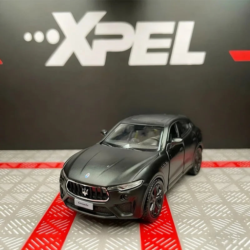 MASERATI LEVANTE - Coche de aleación 1:36