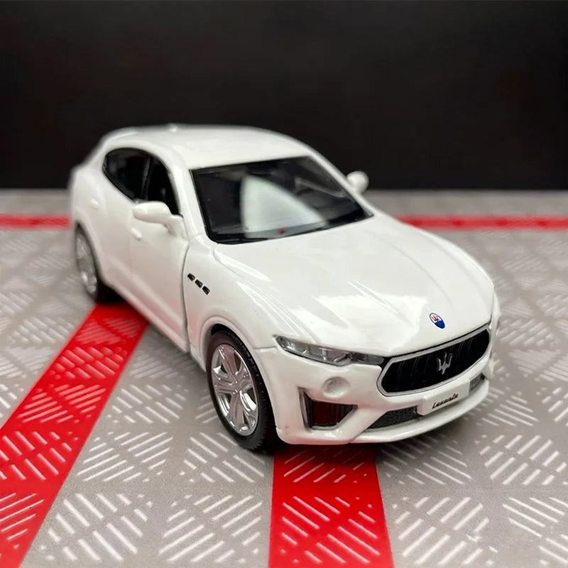 MASERATI LEVANTE - Coche de aleación 1:36