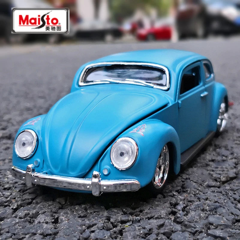 VOLKSWAGEN BEETLE - Coche de aleación 1:24