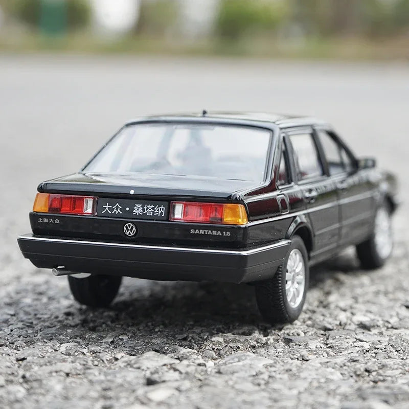 VOLKSWAGNE SANTANA - Coche de aleación 1:24