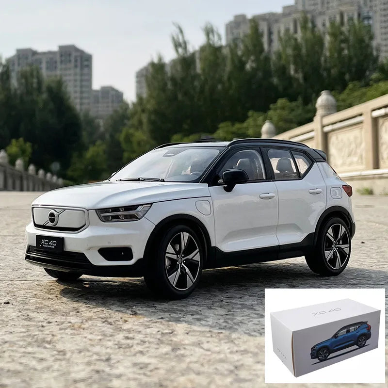VOLVO XC40 - Coche de aleación 1:18