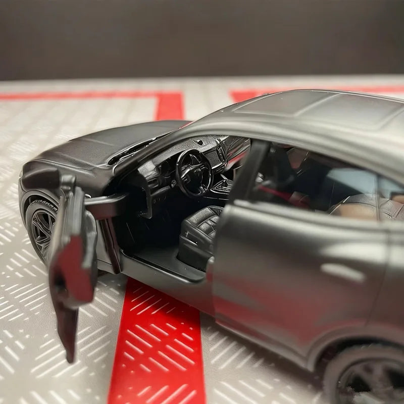 MASERATI LEVANTE - Coche de aleación 1:36