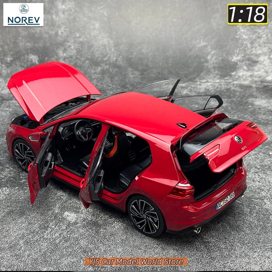 VOLKSWAGEN GOLF GTI 8 - Coche de aleación 1:18