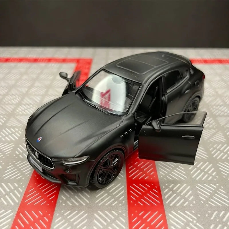 MASERATI LEVANTE - Coche de aleación 1:36