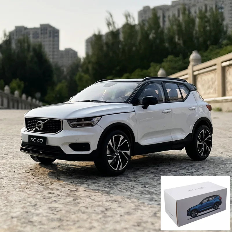 VOLVO XC40 - Coche de aleación 1:18