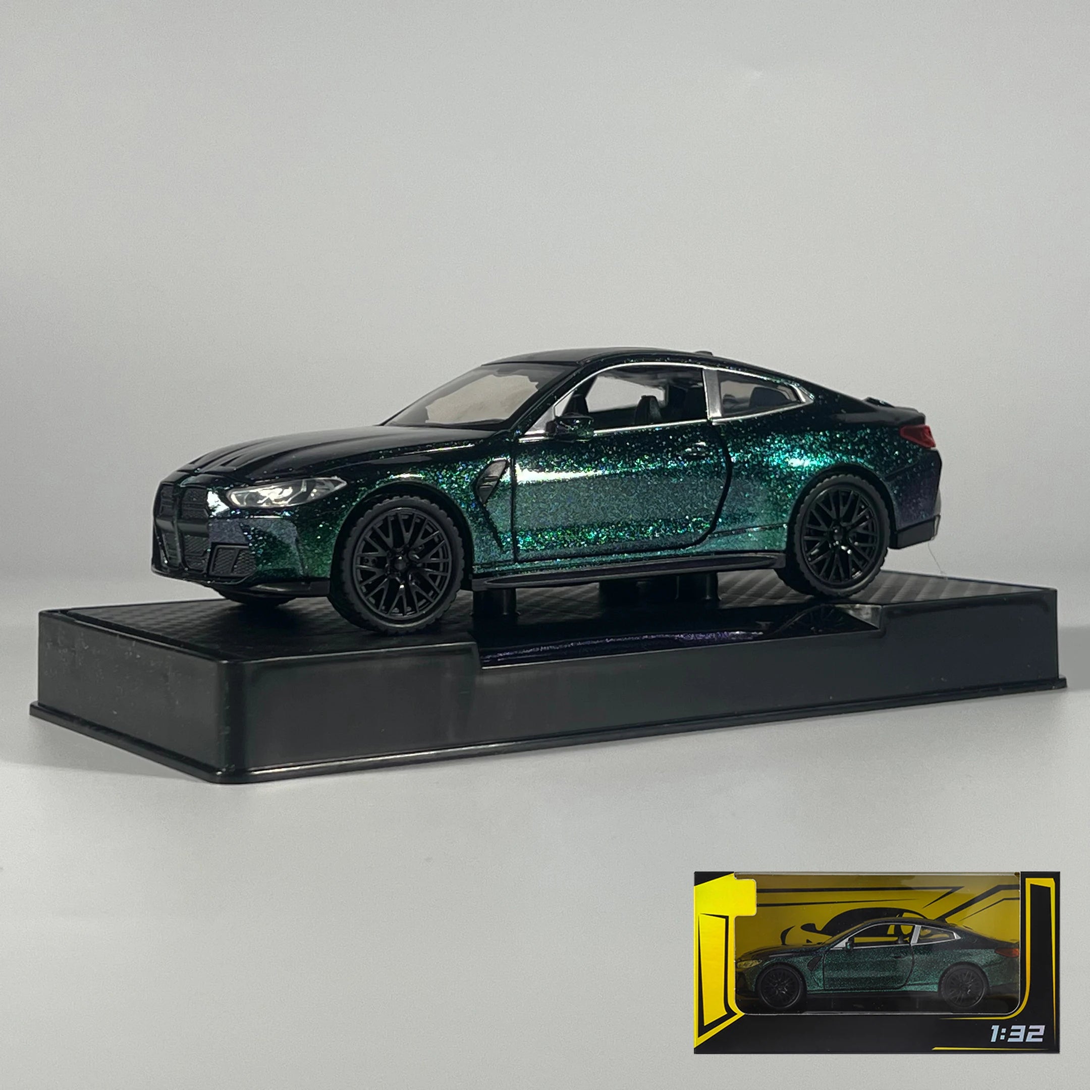 BMW M4 G82 - Coche de aleación 1:32