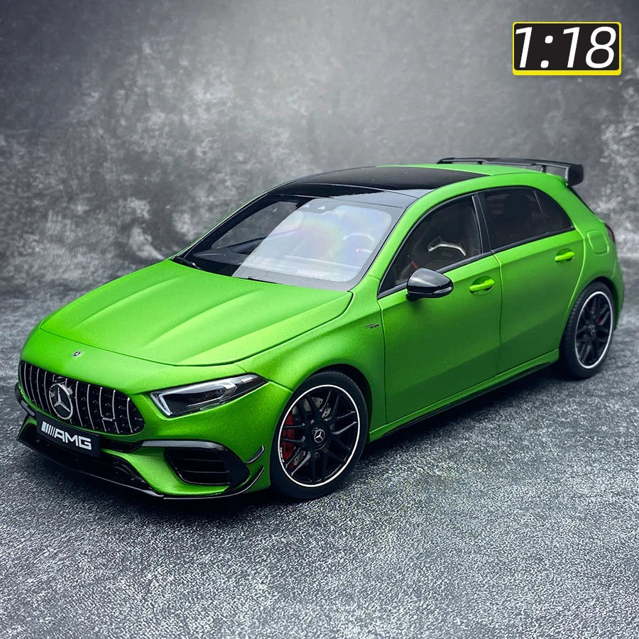 MERCEDES AMG A45S - Coche de aleación 1:18