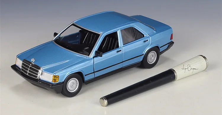 MERCEDES BENZ 190E - Coche de aleación 1:24