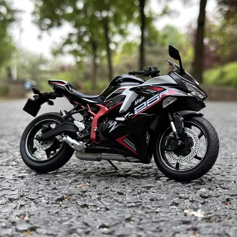 KAWASAKI NINJA ZX-25R - Moto de aleación 1:12