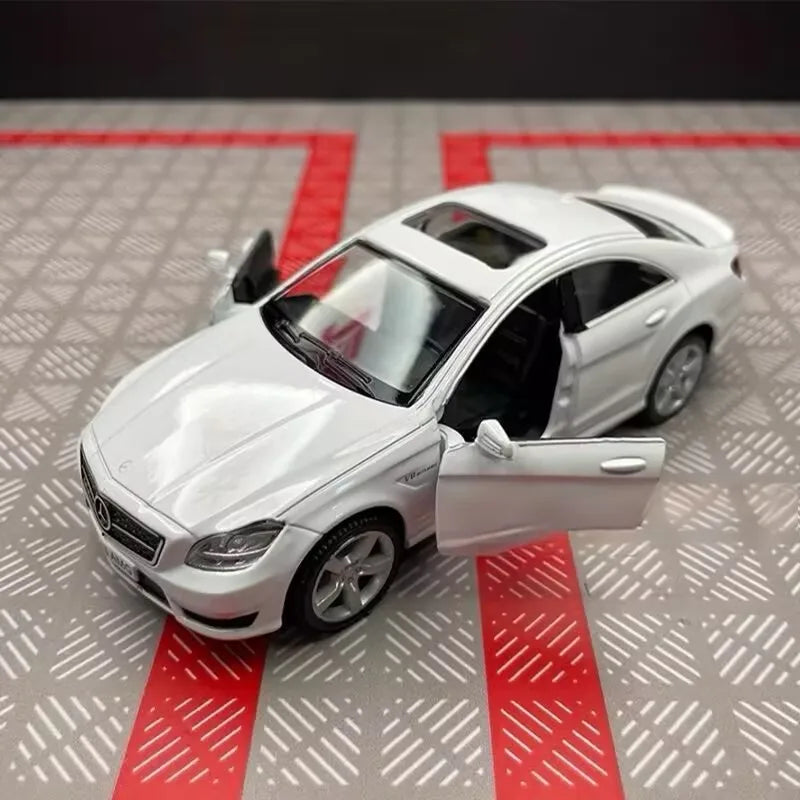 MERCEDES BENZ CLS 63 AMG - Coche de aleación 1:36