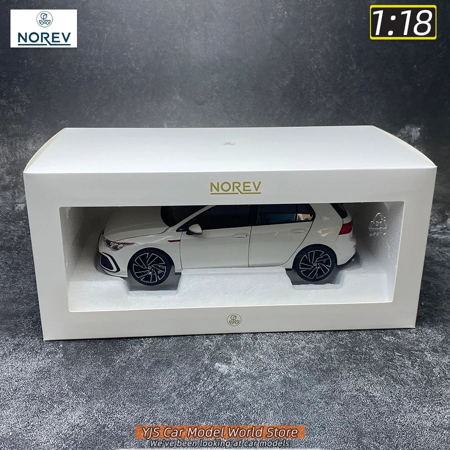 VOLKSWAGEN GOLF GTI 8 - Coche de aleación 1:18