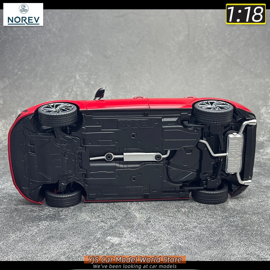 VOLKSWAGEN GOLF GTI 8 - Coche de aleación 1:18