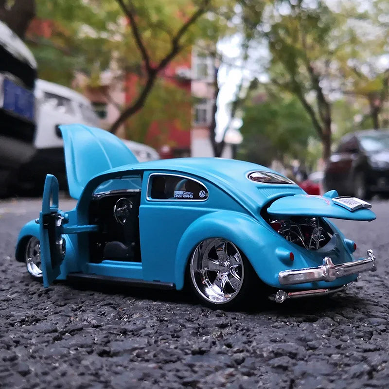 VOLKSWAGEN BEETLE - Coche de aleación 1:24