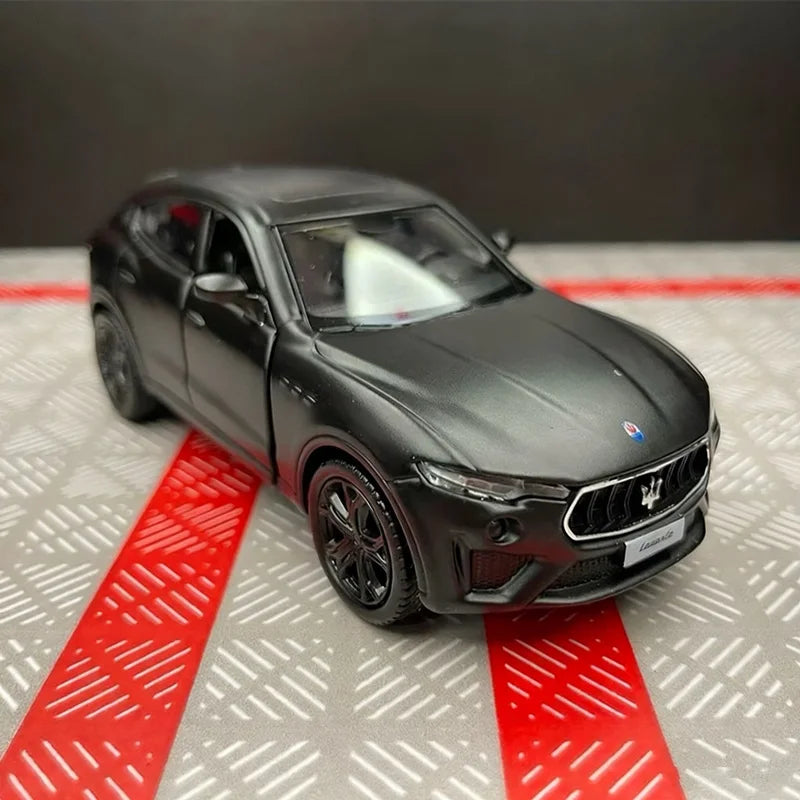 MASERATI LEVANTE - Coche de aleación 1:36