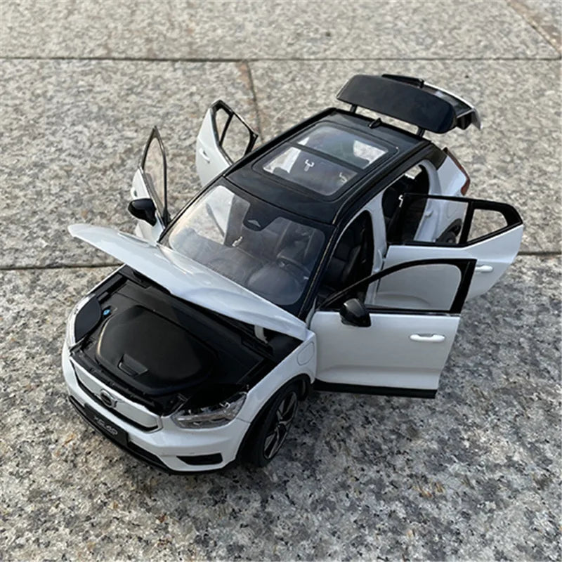 VOLVO XC40 - Coche de aleación 1:18
